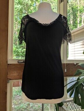 Three Bird Nest TBN Short Sleeve Black Shirt With Lace Sleeves Size Large